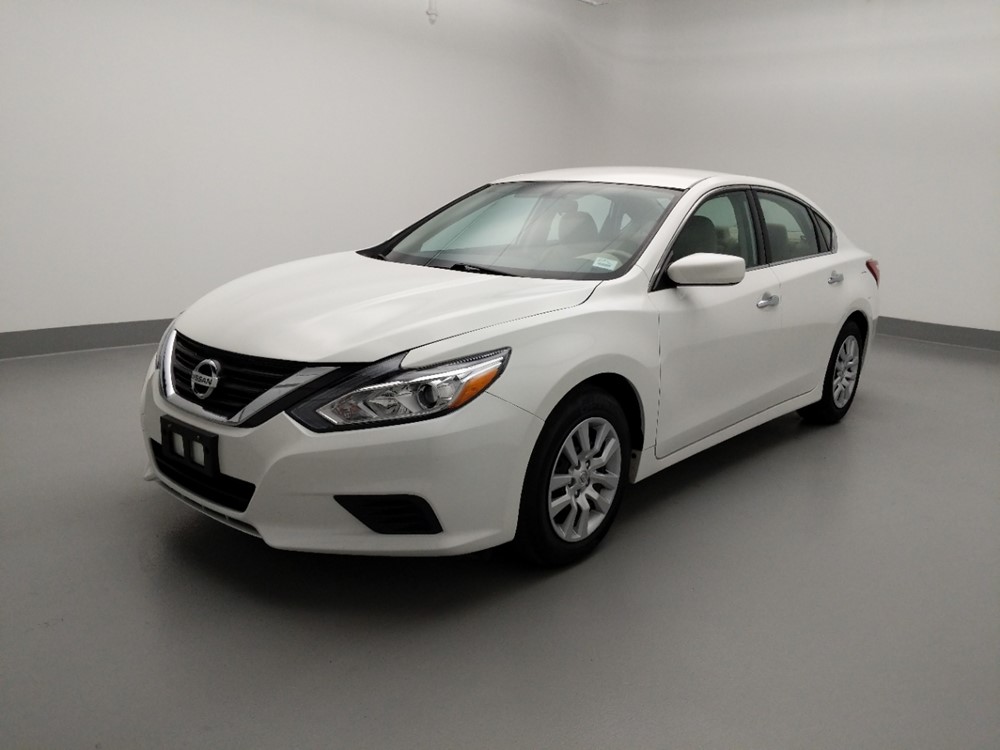 Used 2017 Nissan Altima Driver Front Bumper