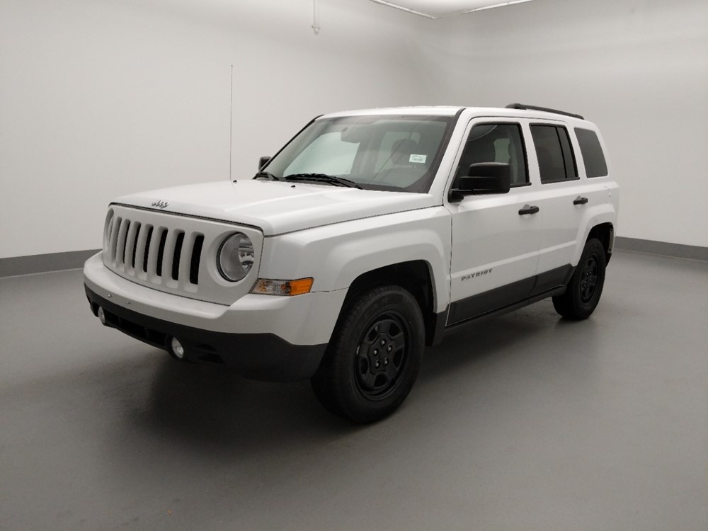Used 2017 Jeep Patriot Driver Front Bumper