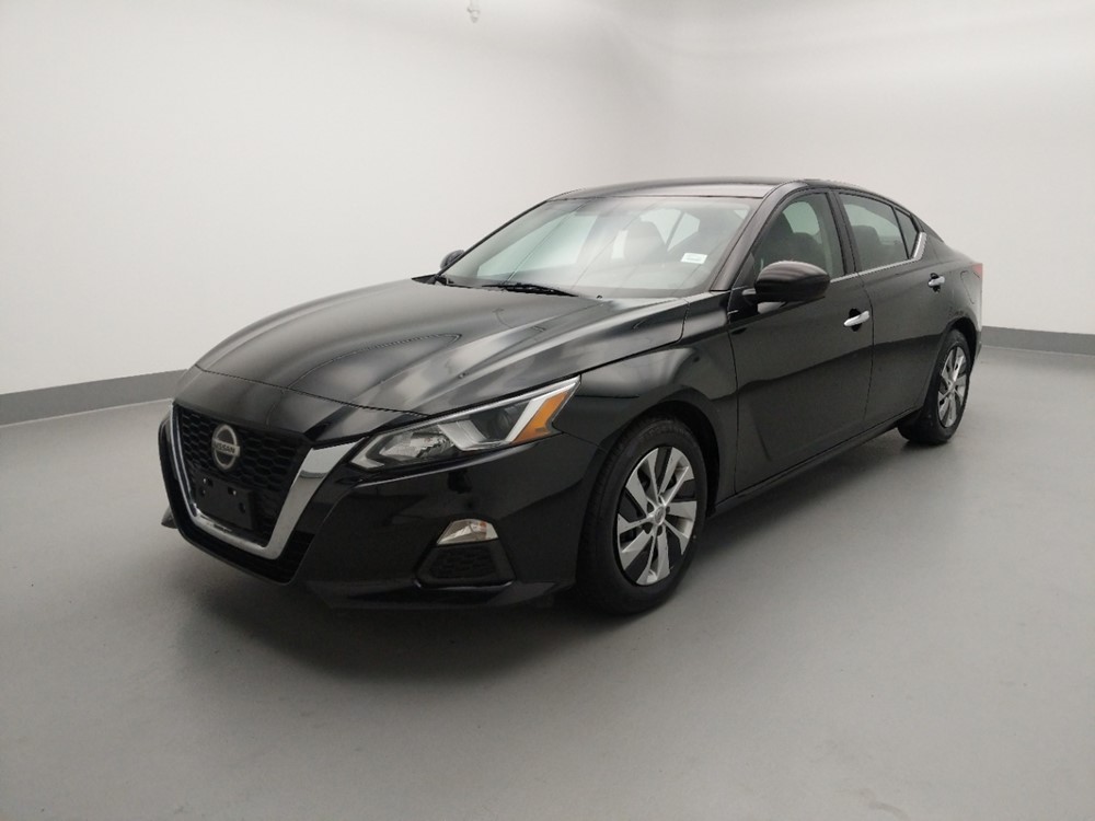 Used 2019 Nissan Altima Driver Front Bumper