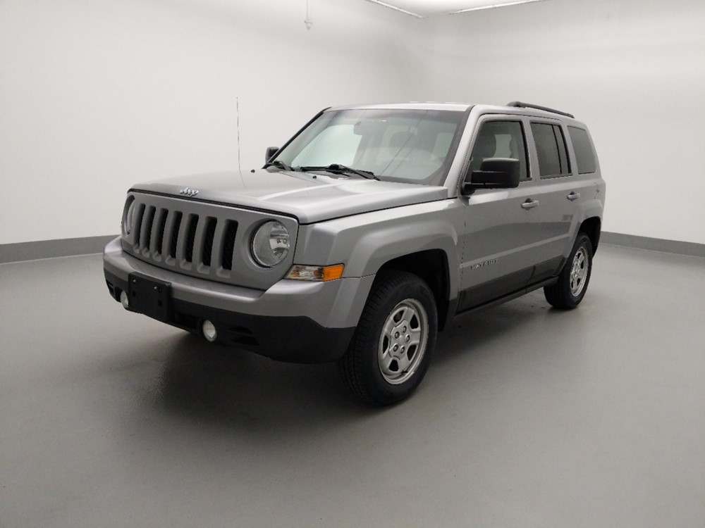 Used 2016 Jeep Patriot Driver Front Bumper