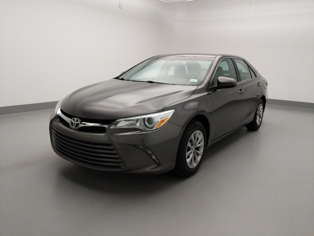 Used 2016 Toyota Camry Driver Front Bumper