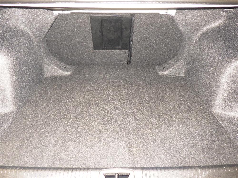2015 Chrysler 200 - Trunk