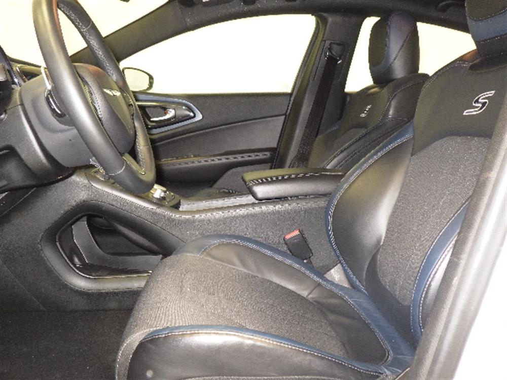 2015 Chrysler 200 - Driver Front Seat