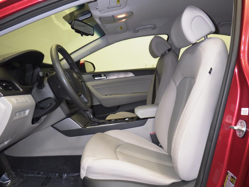 2015 Hyundai Sonata - Driver Front Seat