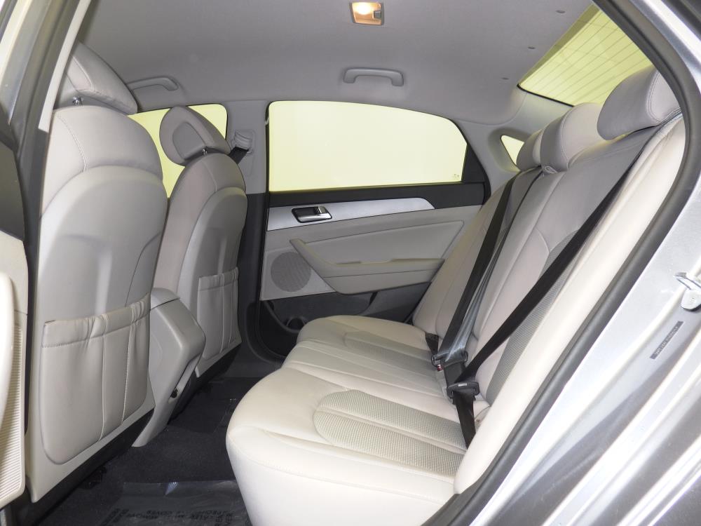 2015 Hyundai Sonata - Driver Rear Seat