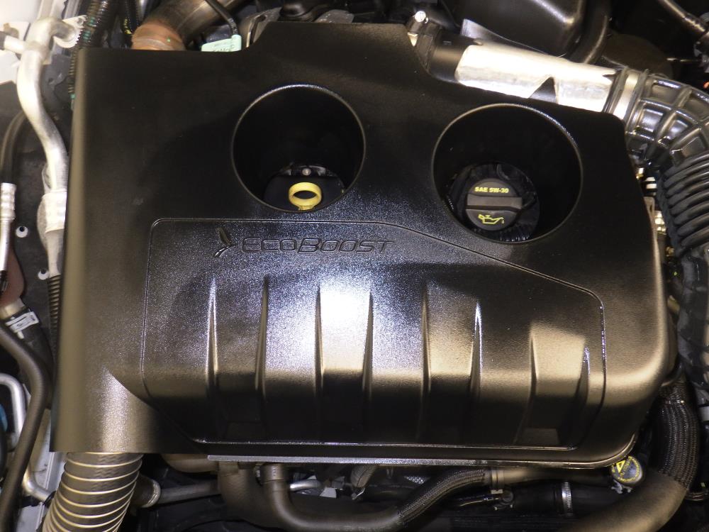 2015 Ford Taurus - Engine