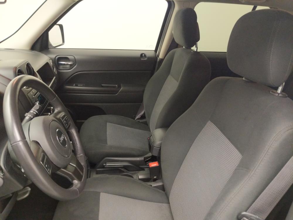 2016 Jeep Patriot - Driver Front Seat