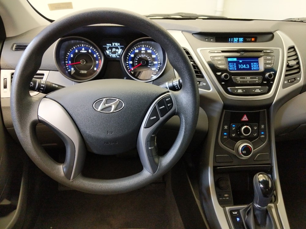 2016 Hyundai Elantra - Driver Dash