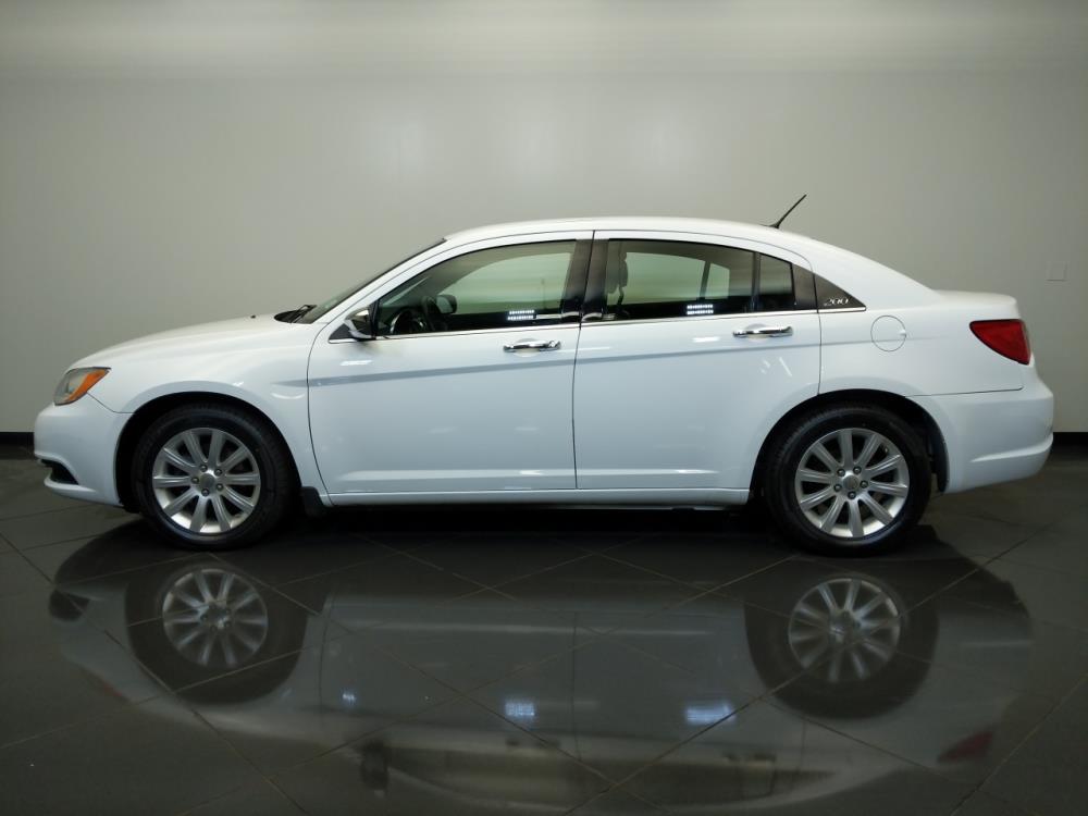 2013 Chrysler 200 - Driver Front Side