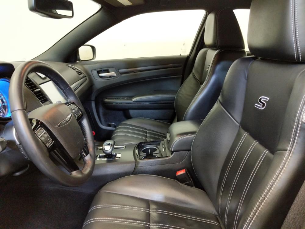 2014 Chrysler 300 - Driver Front Seat