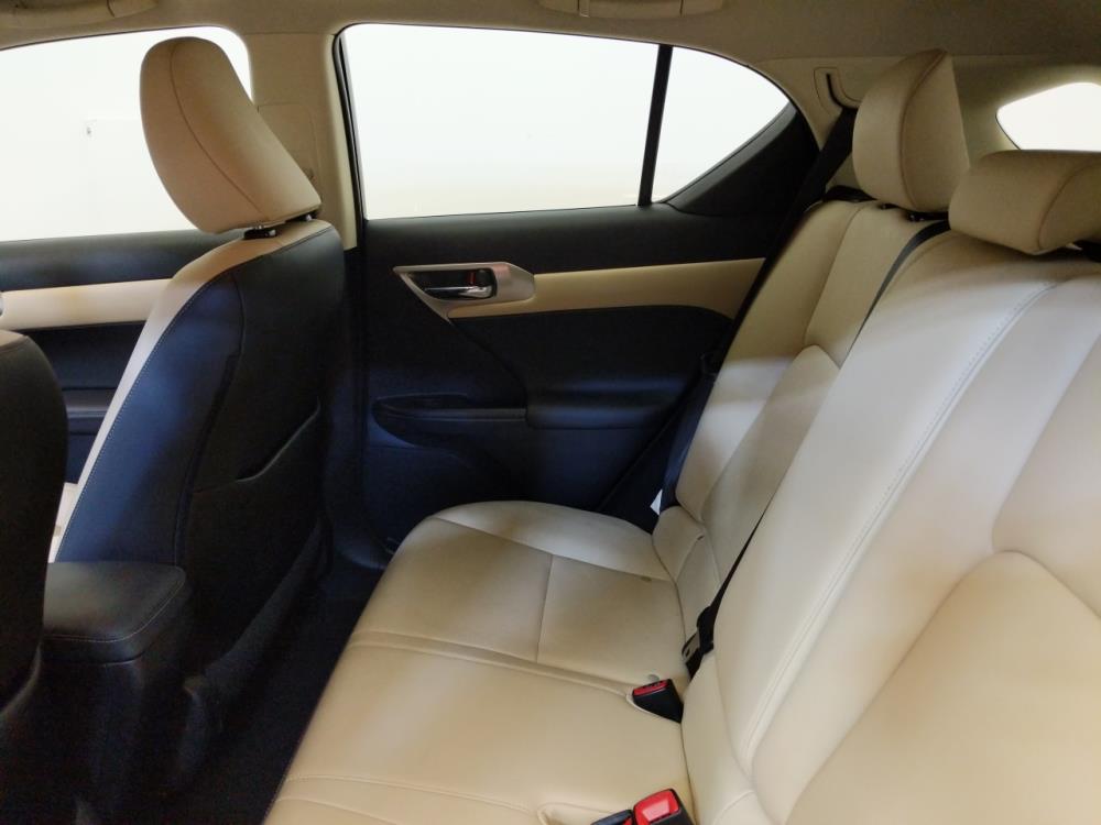 2015 Lexus CT 200h - Driver Rear Seat