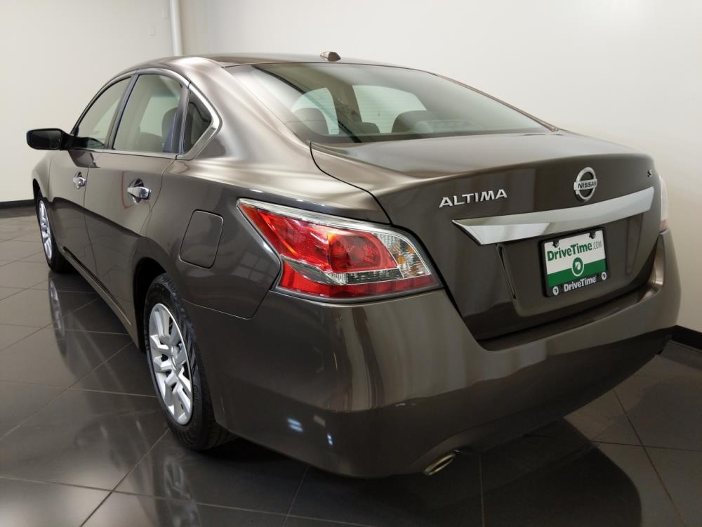 2015 Nissan Altima - Driver Rear Side