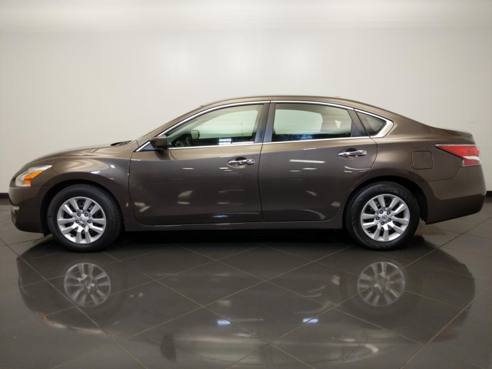 2015 Nissan Altima - Driver Front Side