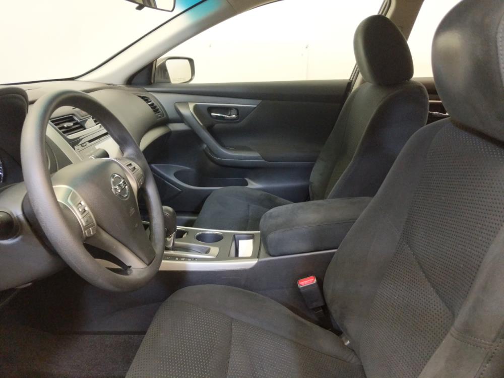 2015 Nissan Altima - Driver Front Seat
