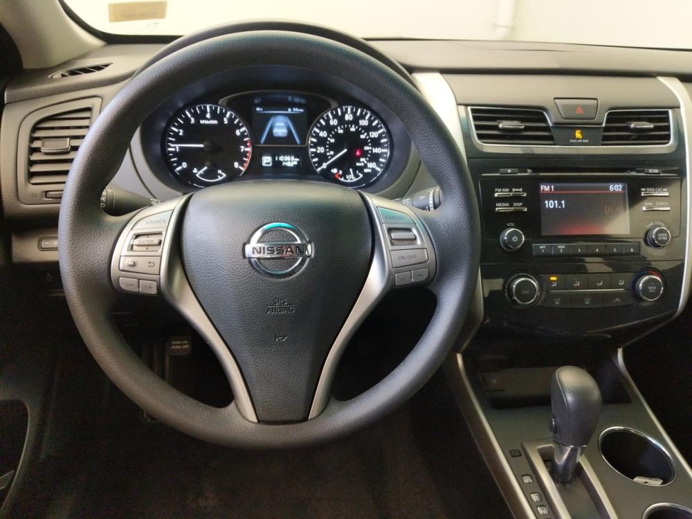 2015 Nissan Altima - Driver Dash