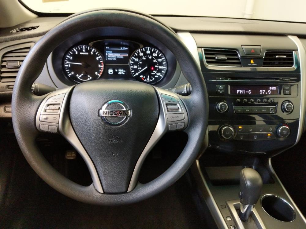 2015 Nissan Altima - Driver Dash