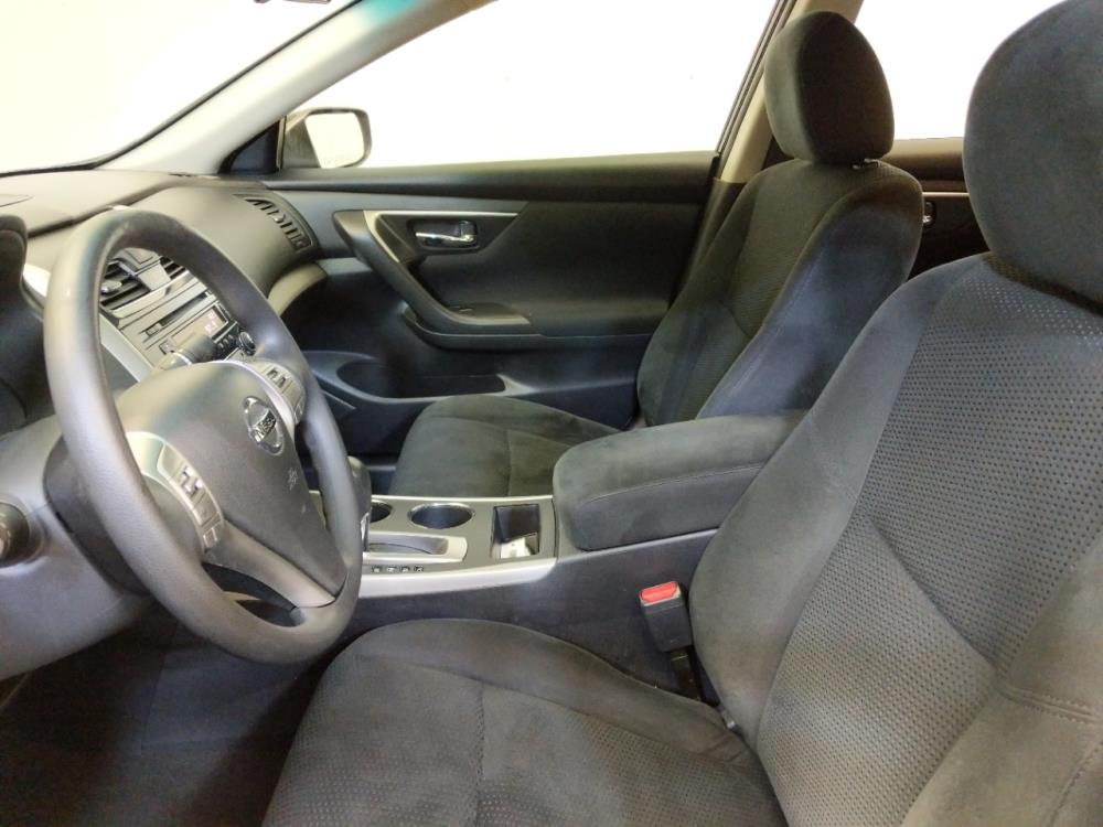2015 Nissan Altima - Driver Front Seat