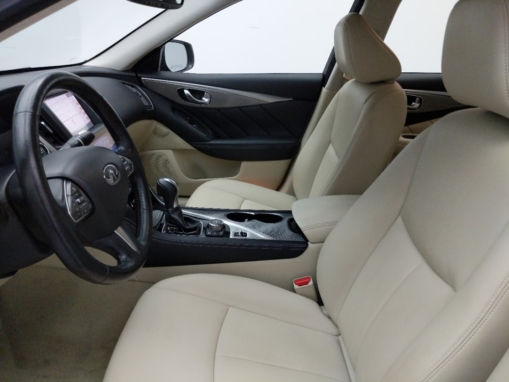 2015 INFINITI Q50 - Driver Front Seat