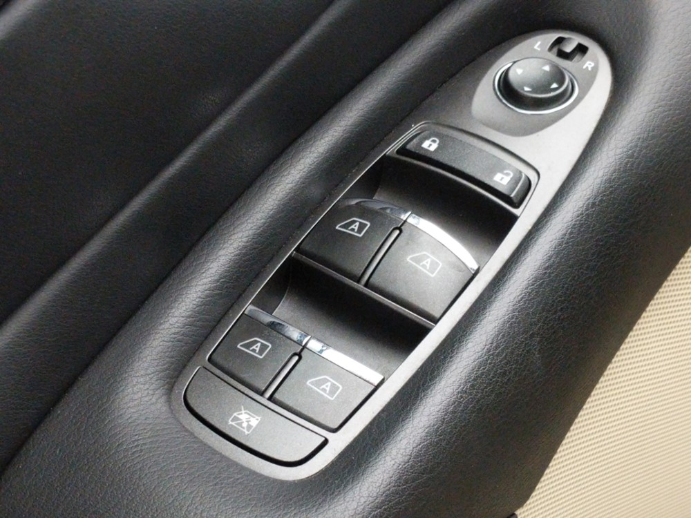 2015 INFINITI Q50 - Driver Power Windows/Lock Control