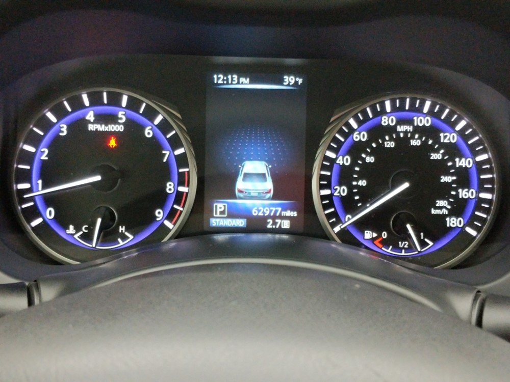 2015 INFINITI Q50 - Odometer Close Up