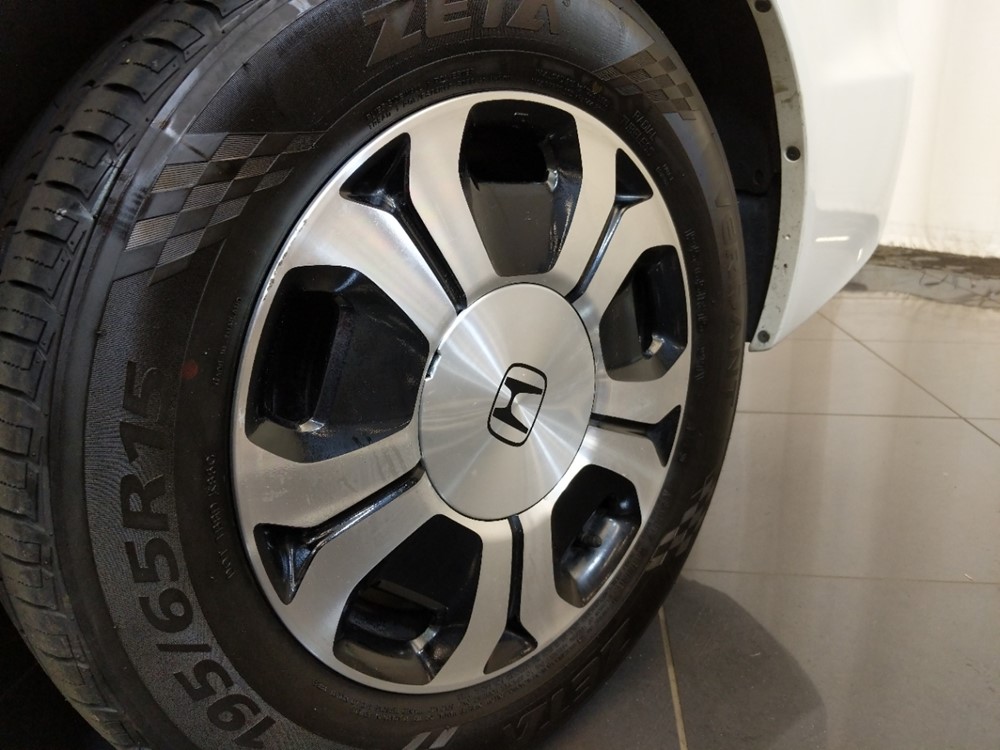 2015 Honda Civic - Wheel