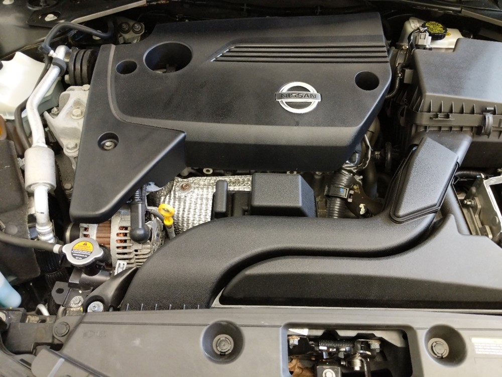 2015 Nissan Altima - Engine