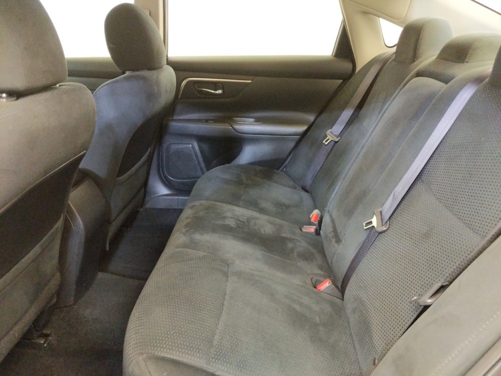 2015 Nissan Altima - Driver Rear Seat