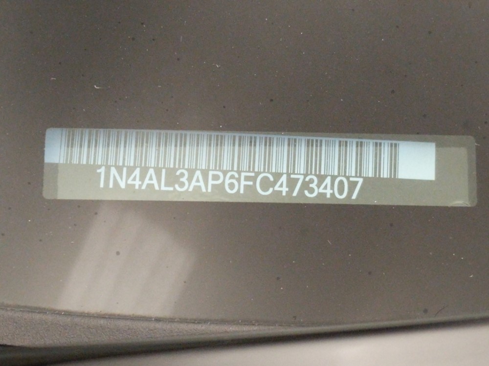 2015 Nissan Altima - VIN Plate