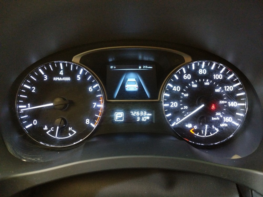 2015 Nissan Altima - Odometer Close Up