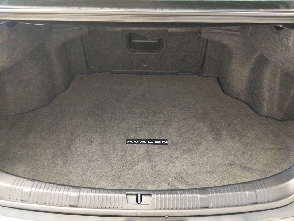 2015 Toyota Avalon - Trunk