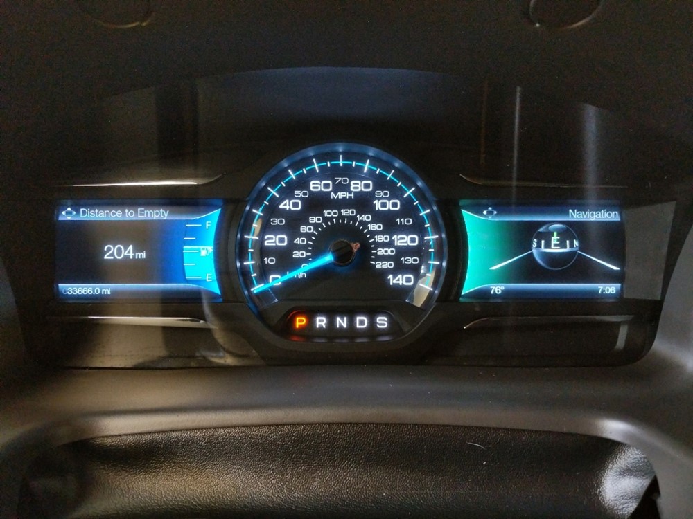 2015 Ford Flex - Odometer Close Up