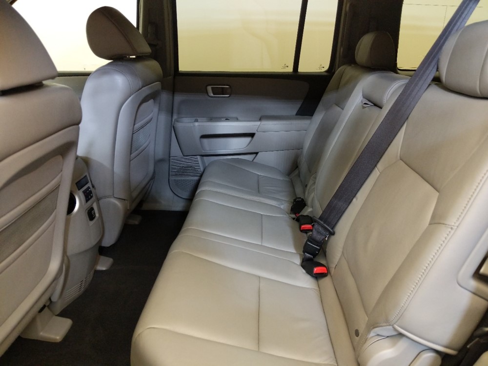 2009 Honda Pilot - Driver Rear Seat