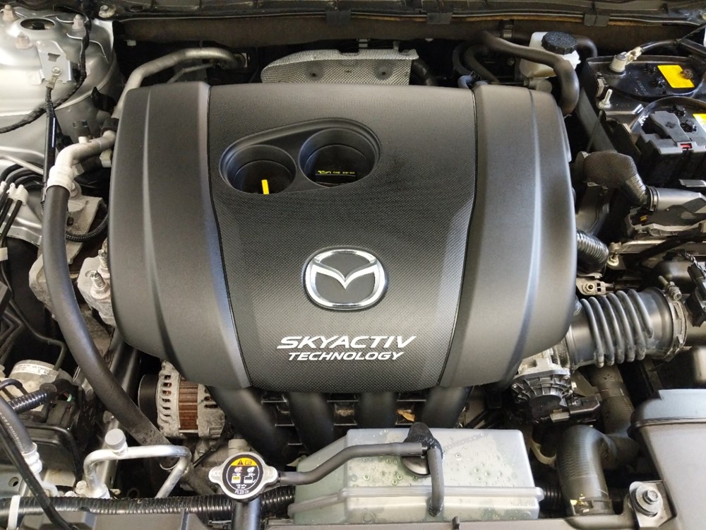 2017 Mazda Mazda3 - Engine