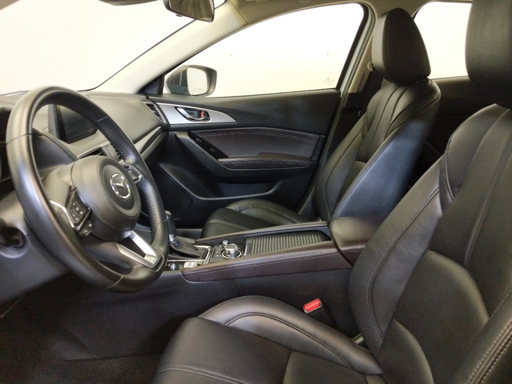 2017 Mazda Mazda3 - Driver Front Seat