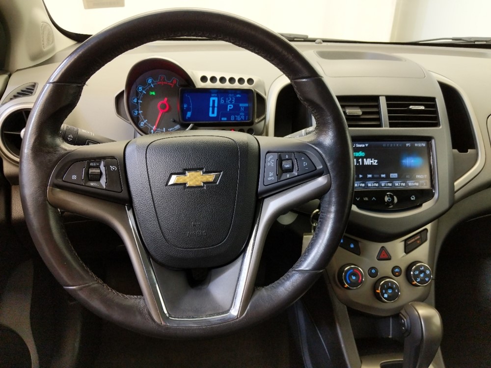 2013 Chevrolet Sonic - Driver Dash