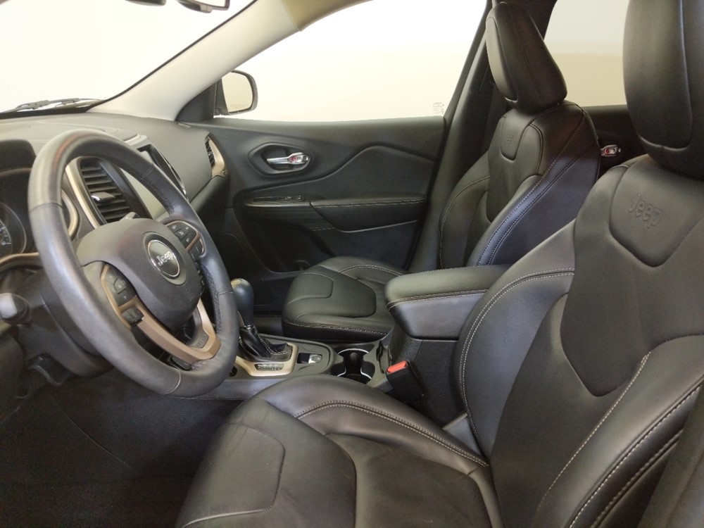 2015 Jeep Cherokee - Driver Front Seat