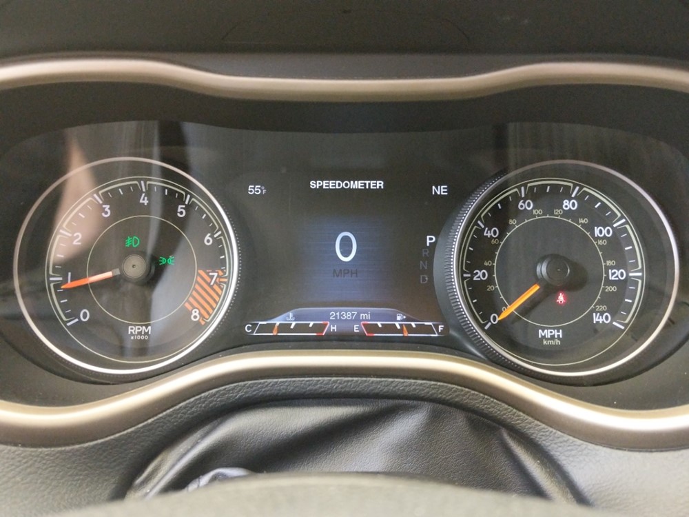 2015 Jeep Cherokee - Odometer Close Up