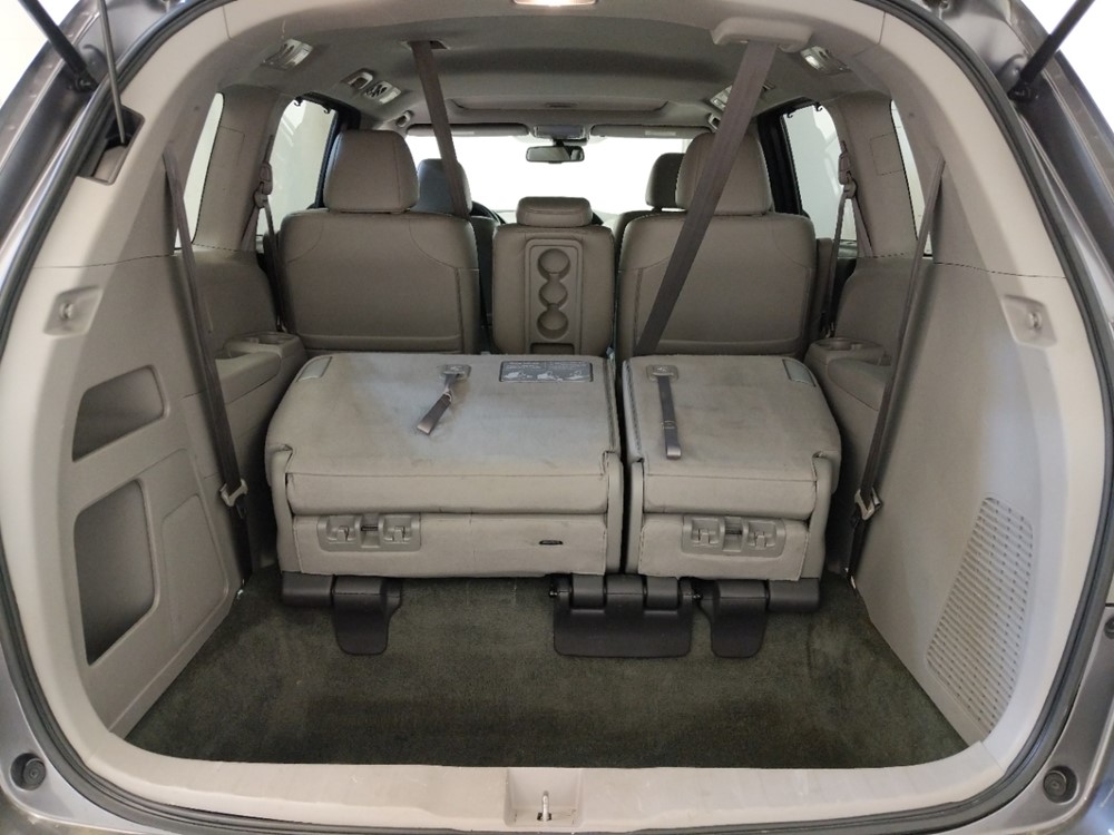 2015 Honda Odyssey - Trunk