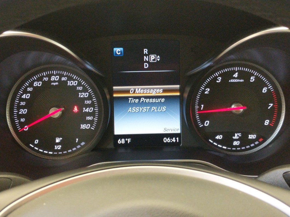 2015 Mercedes-Benz C300 - Odometer Close Up