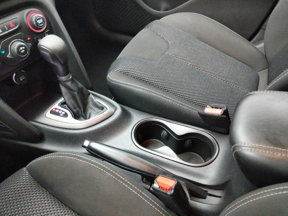 2015 Dodge Dart - Center Console/Cup Holders