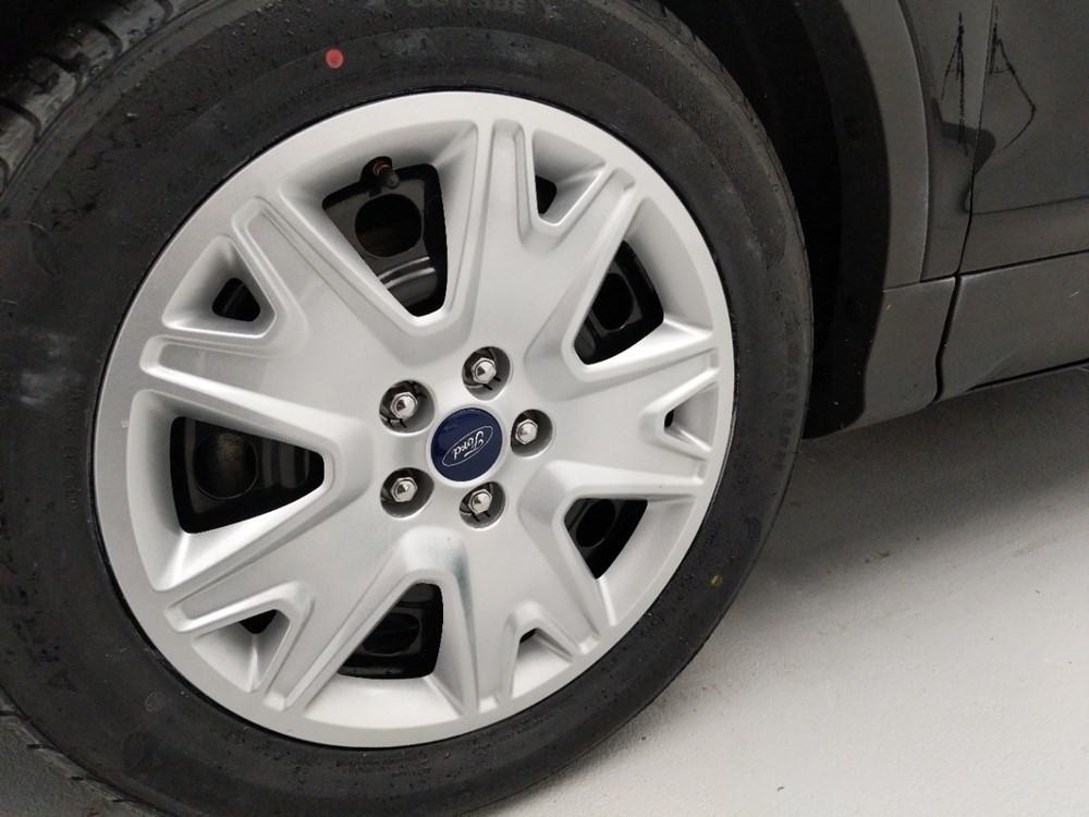 2016 Ford Escape - Wheel