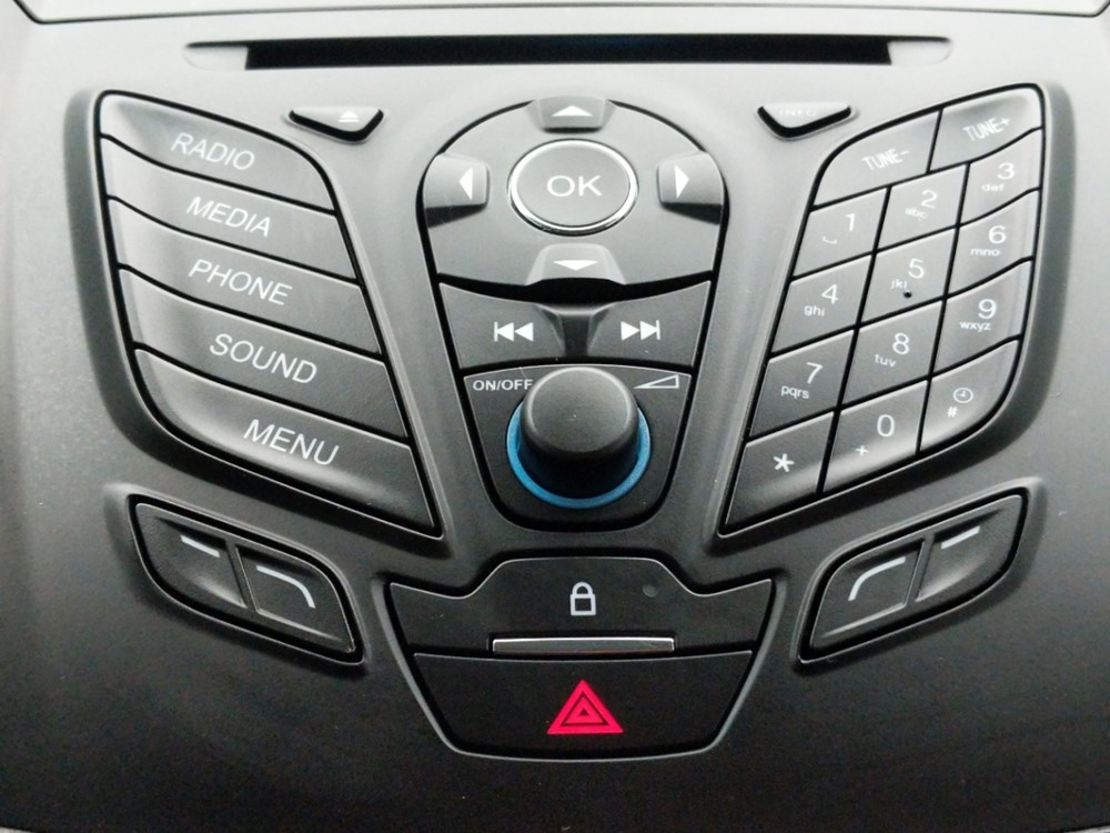 2016 Ford Escape - Stereo Package