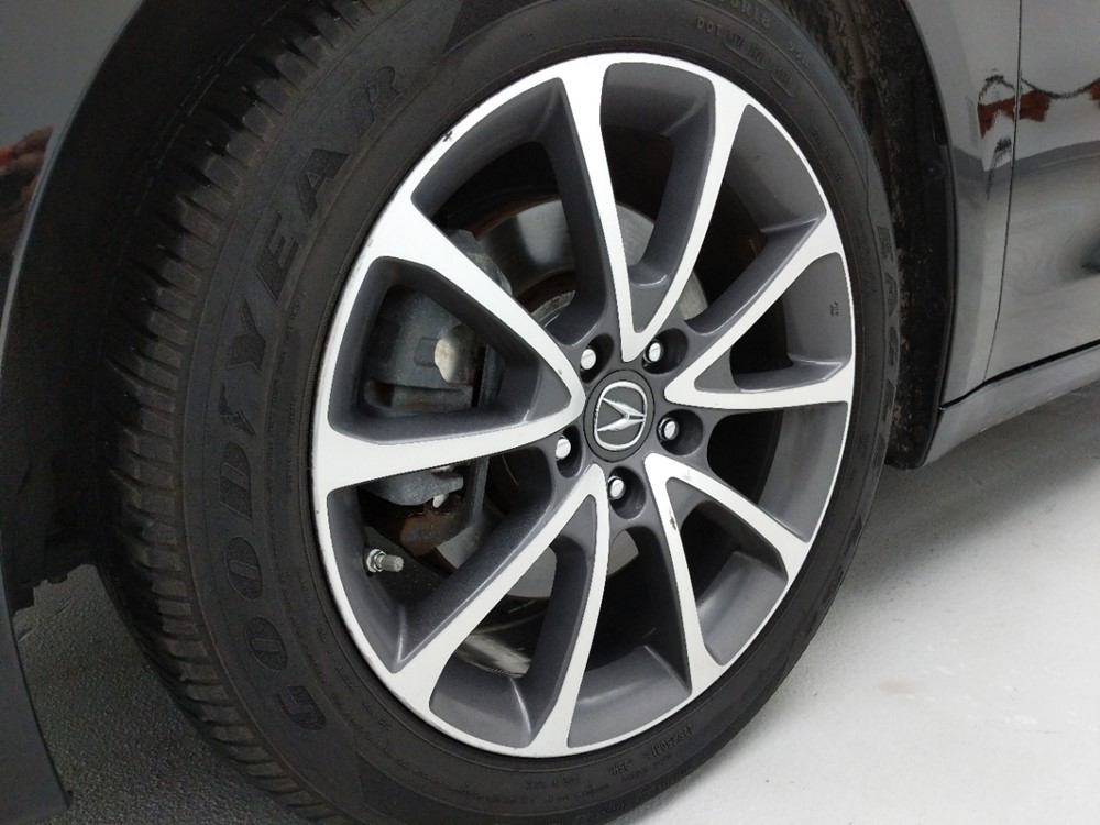 2015 Acura TLX - Wheel