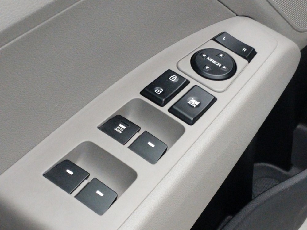 2017 Hyundai Elantra - Driver Power Windows/Lock Control