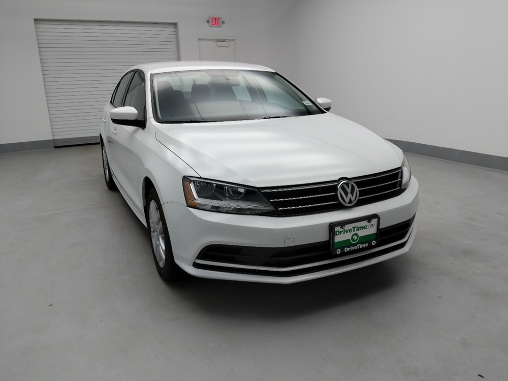 2017 Volkswagen Jetta - Passenger Front Hood