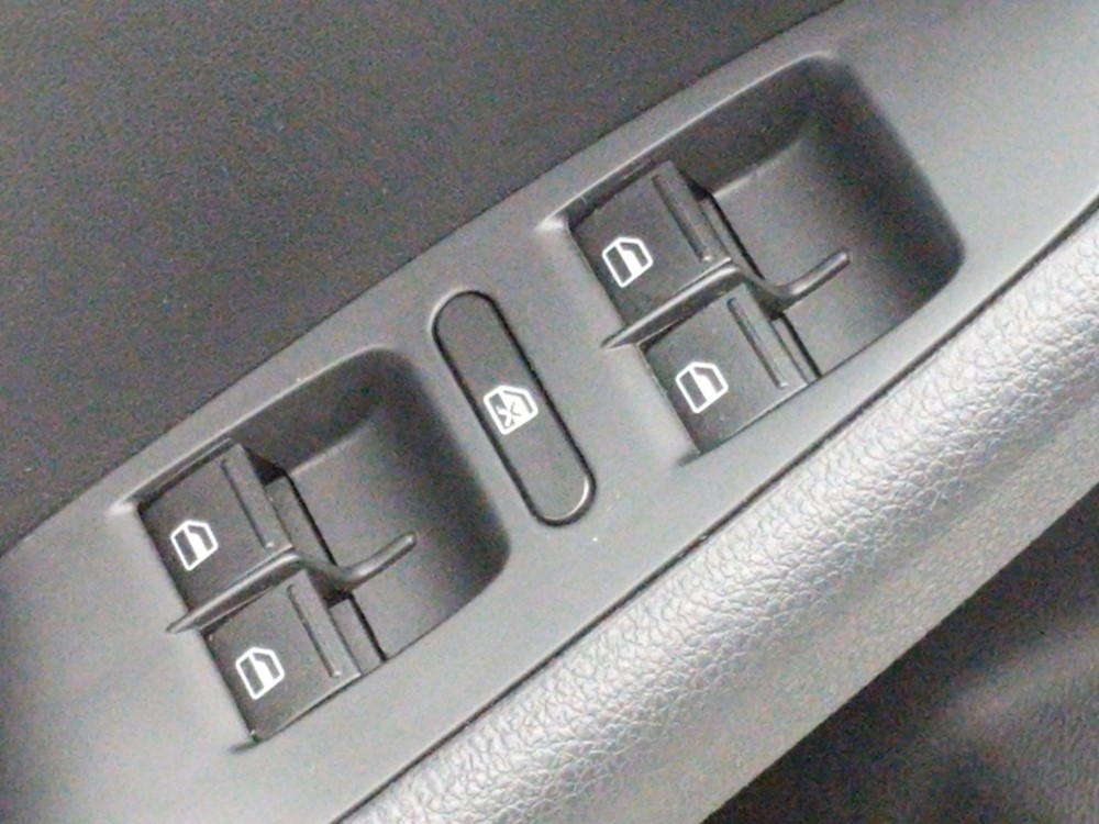 2017 Volkswagen Jetta - Driver Power Windows/Lock Control