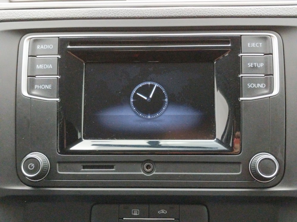 2017 Volkswagen Jetta - Stereo Package