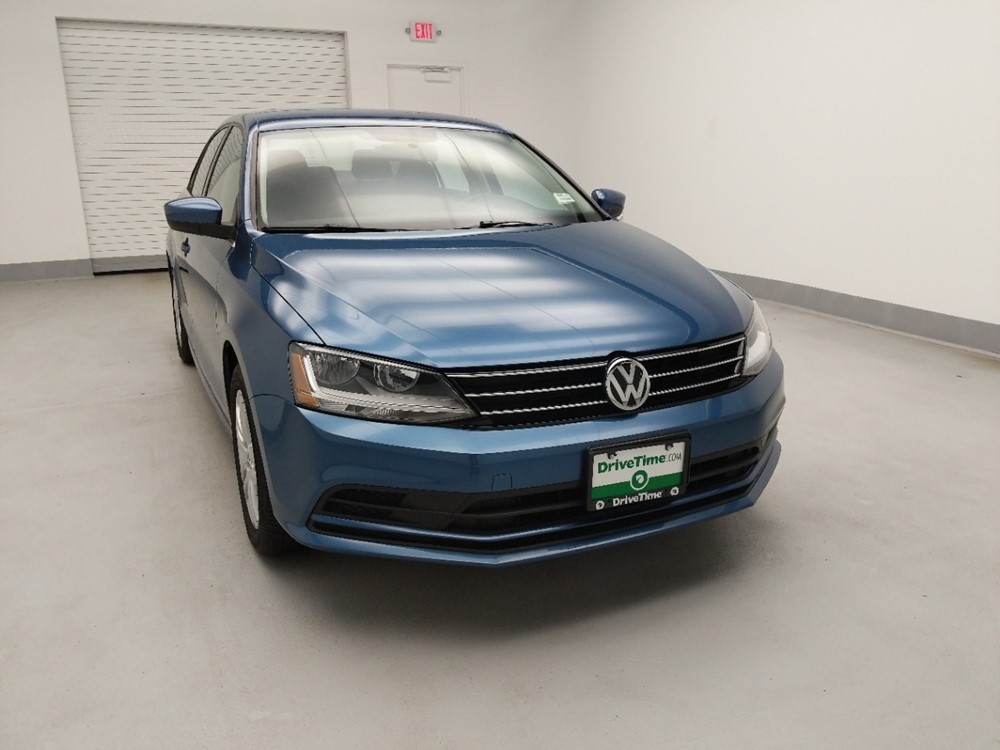 2017 Volkswagen Jetta - Passenger Front Hood