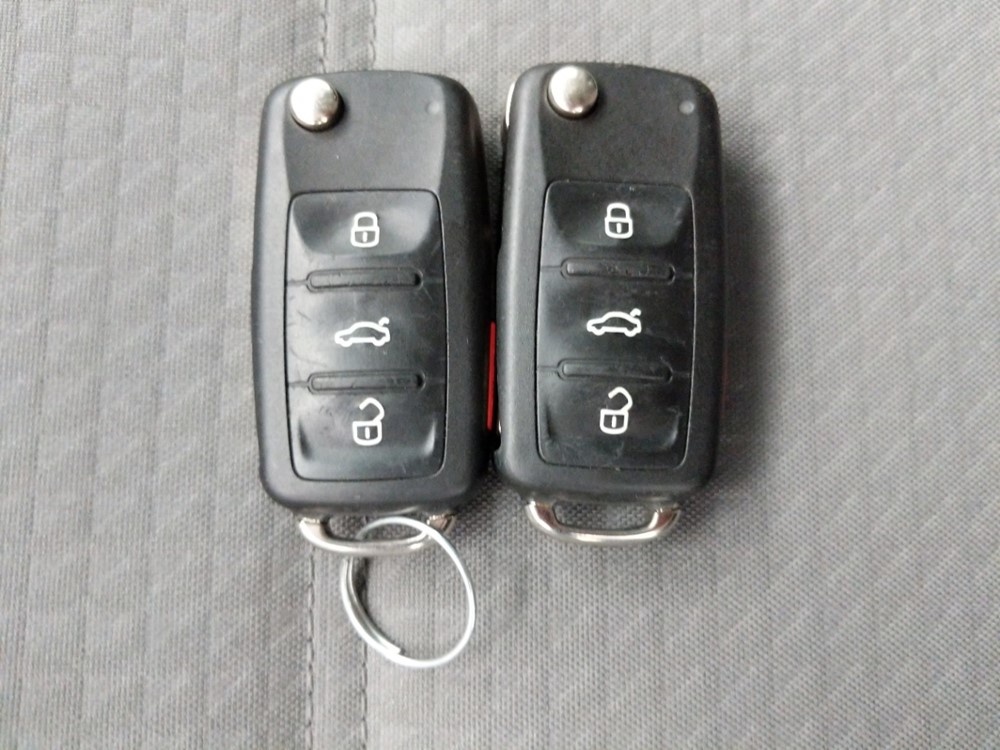 2017 Volkswagen Jetta - Keys