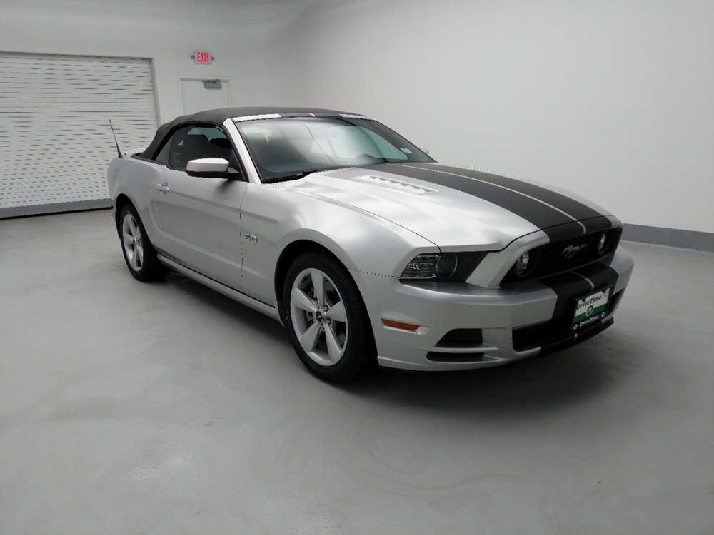 2014 Ford Mustang - Passenger Front Bumper